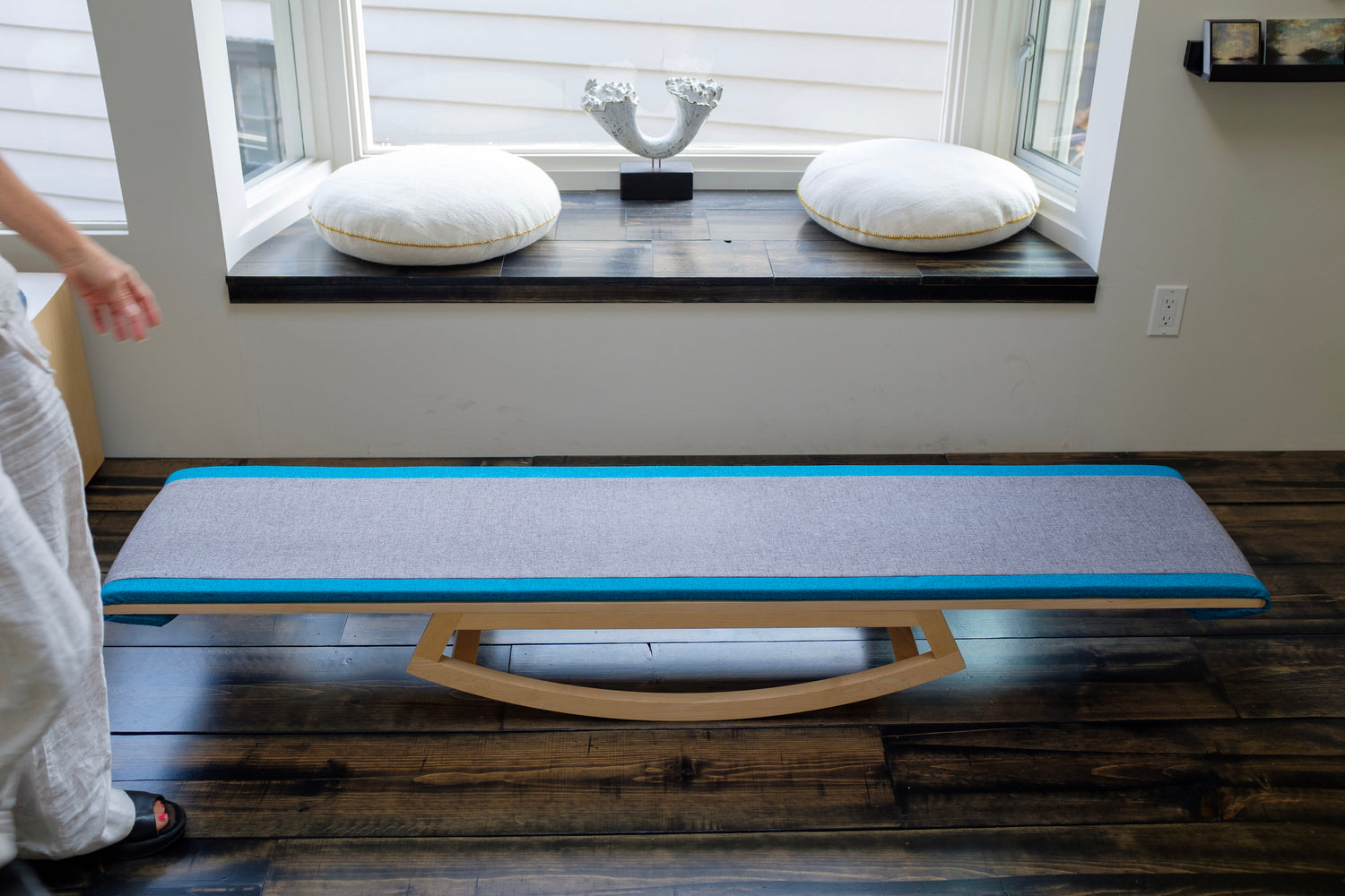 Lull, a full body recliner for wellness